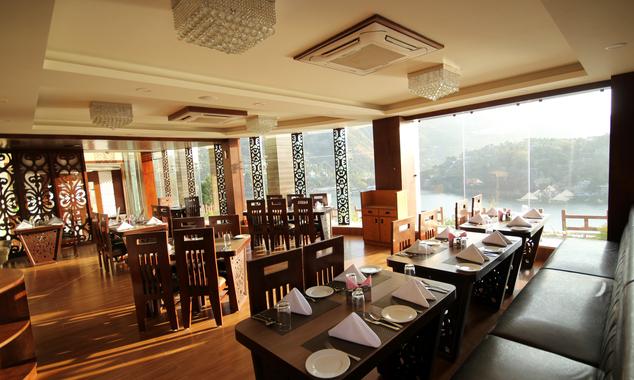 Lavanya Clarks Inn Hotel Nainital Restaurant